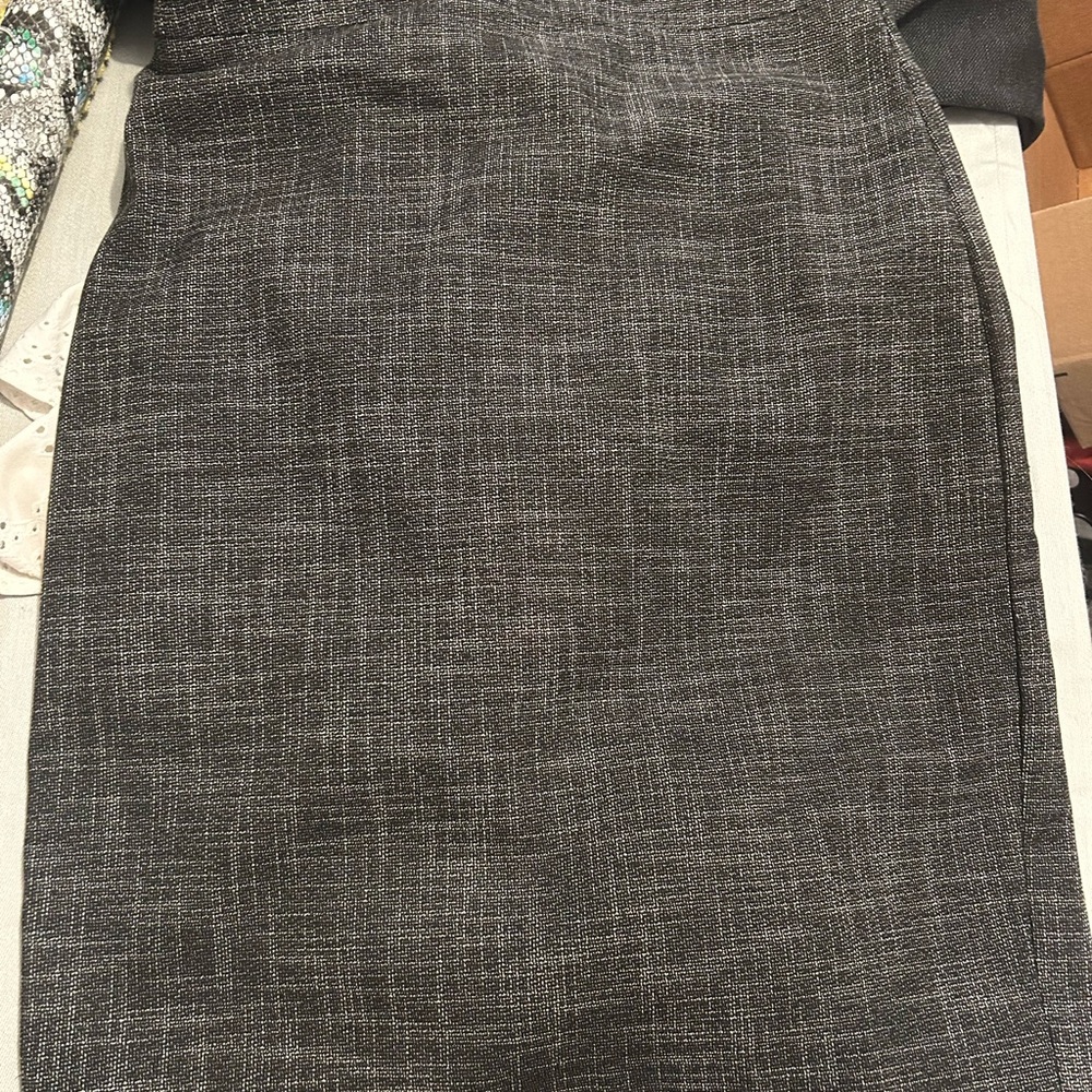Le Chateau Gray Midi Pencil Skirt for Work